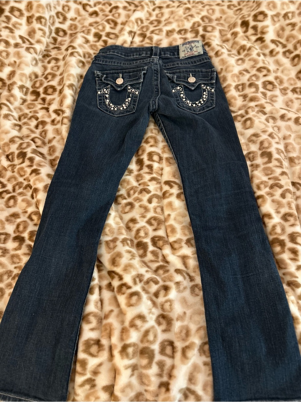 true religion y2k horse shoe bedazzled pocket jeans!🌷 - Picture 2 of 5